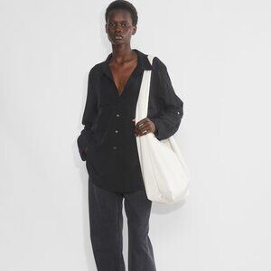 Aritzia - Babaton Access Satin Bag - Matte Pearl